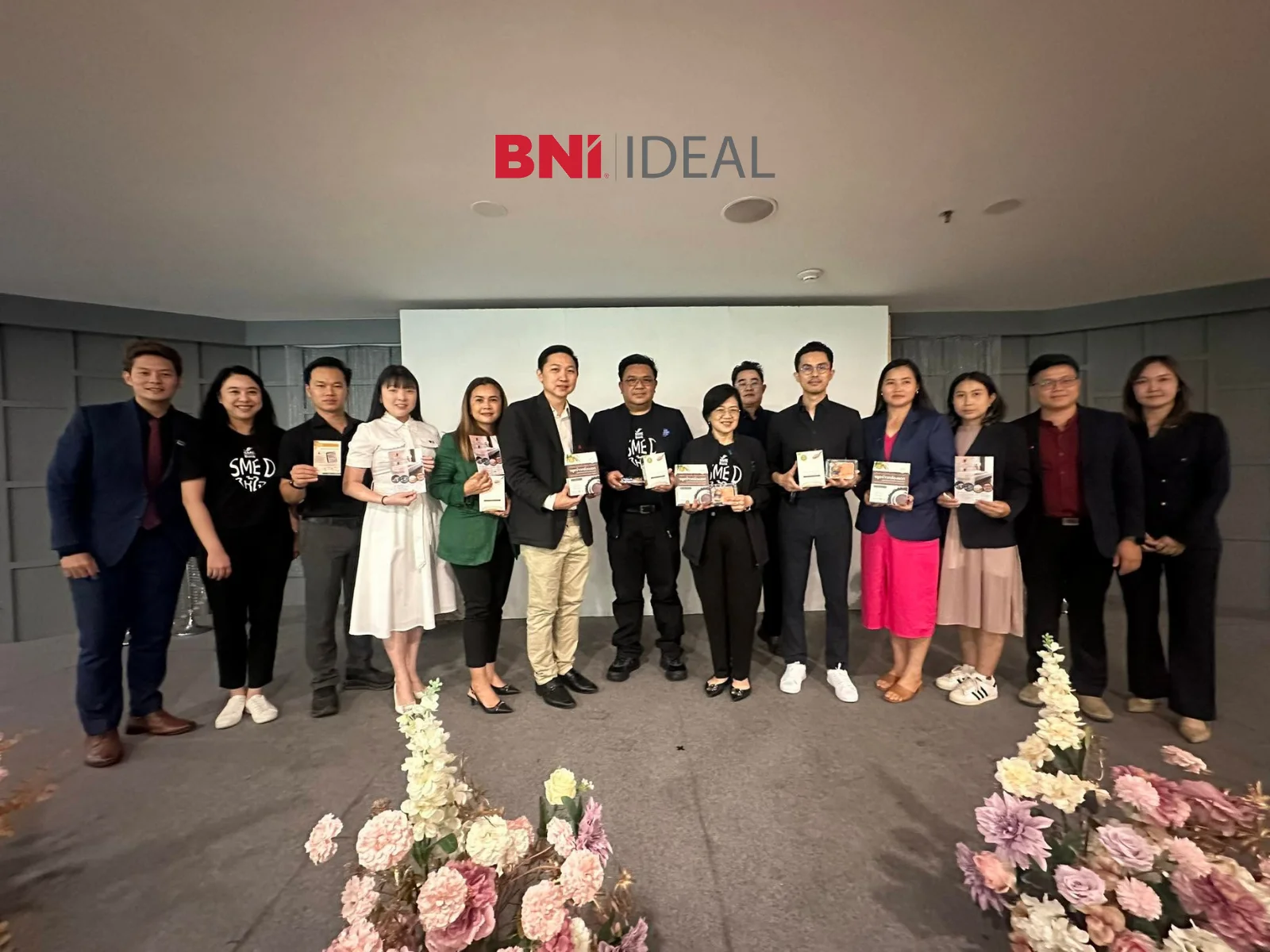 สมาชิก BNI NER2 ร่วมงานมหกรรมรวมพลัง 3 มิติ พา SMEs ไทยโตยั่งยืน ณ จ.อุดรธานี